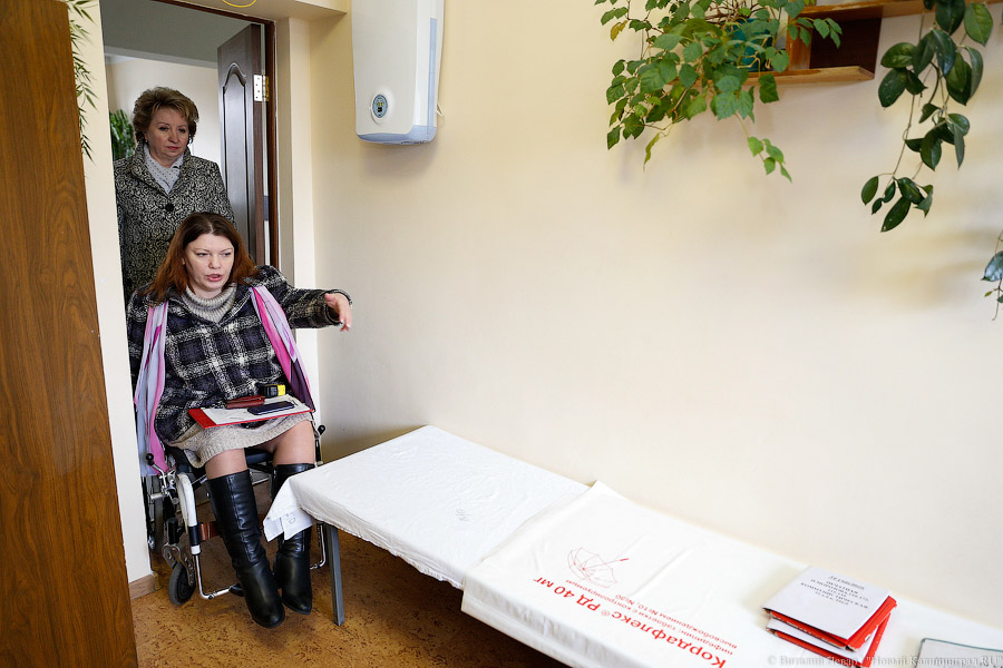 Острая необходимость: с чем столкнулись инвалиды в поликлинике на ул. Летняя