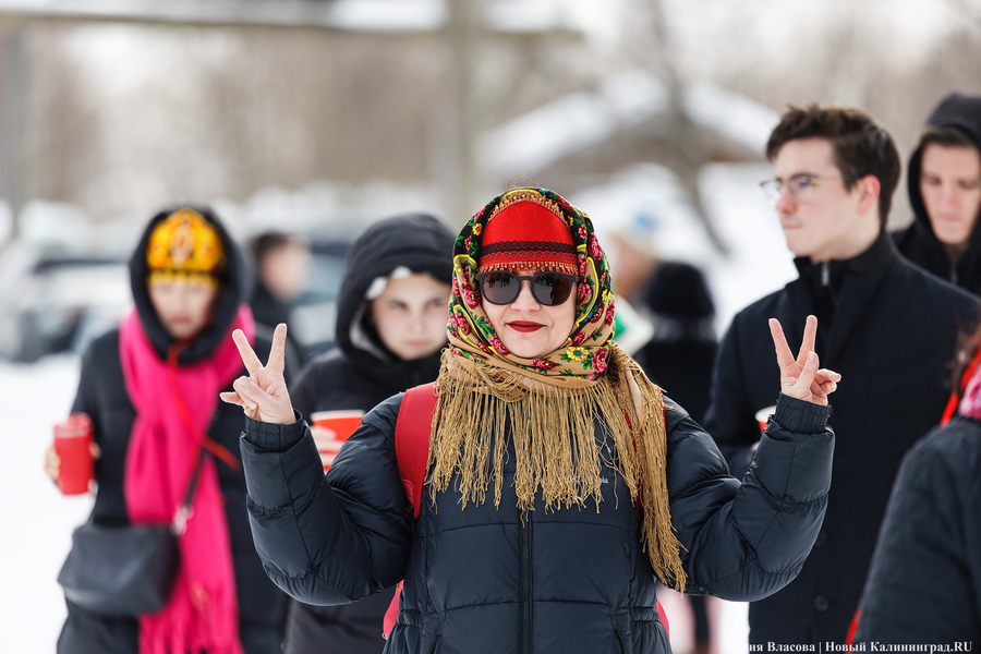 Блины, пляски и «самое большое» чучело: как отпраздновали Масленицу в «Каупе» (фото)