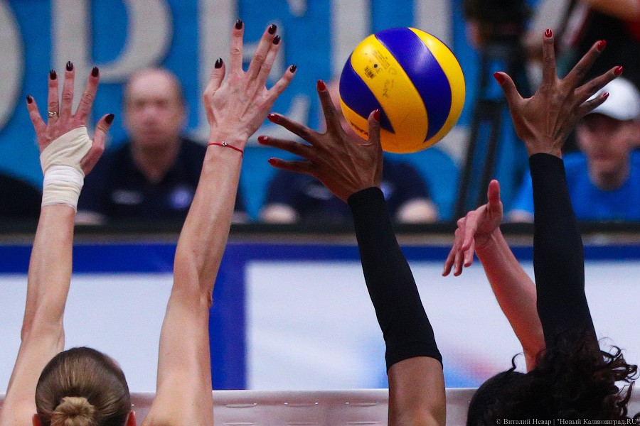 Волейболистки «Локо» борются за победу в Суперлиге. Пока без шансов (фото)