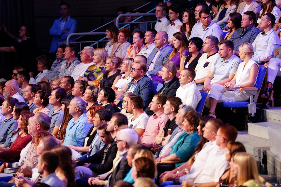 «И табло сорвало с петель»: как прошёл «Голосящий КиВиН» в «Янтарь-холле»