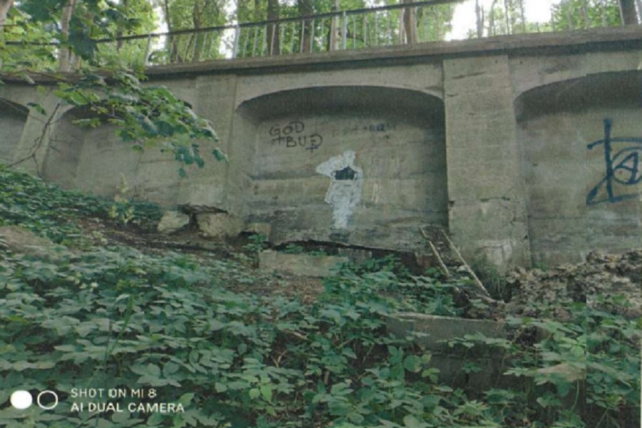 Полуаварийное состояние: в Светлогорске опять объявили торги на проект капремонта «серпантина» (фото)