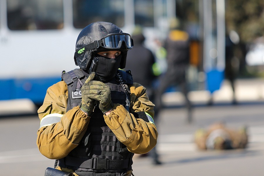 ФСБ и полиция нашли у жителя Мамоново самодельную винтовку с патронами