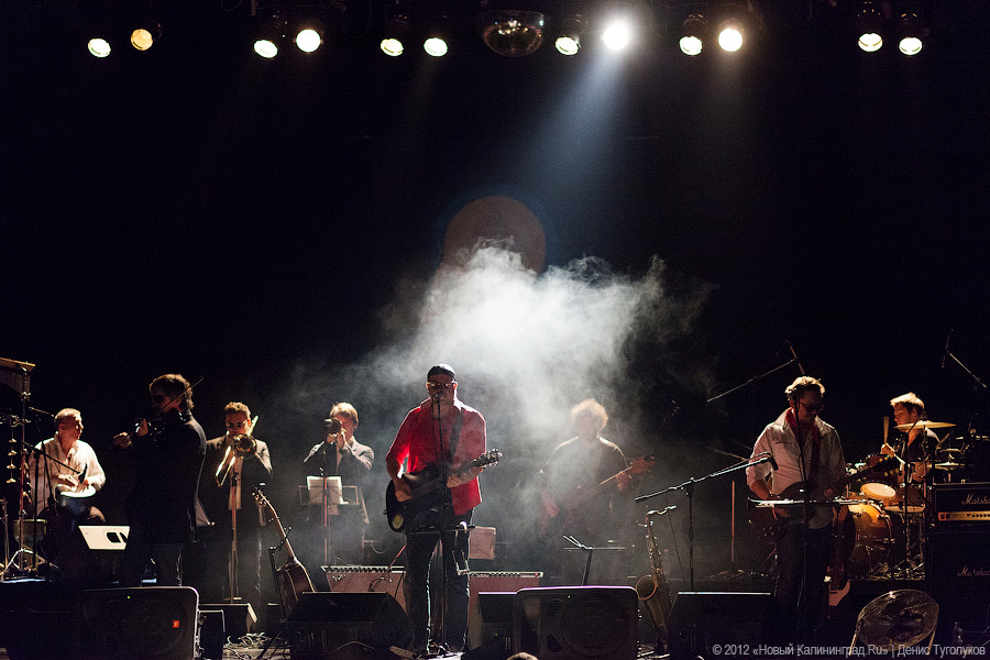 «Гребенщиков и оркестр»: фоторепортаж с концерта группы «Аквариум»
