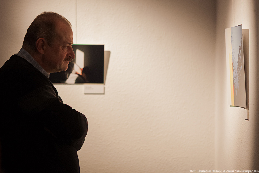 «Точка „0“»: фотохудожники Калининграда о выставке «Белый» в Немецко-русском доме