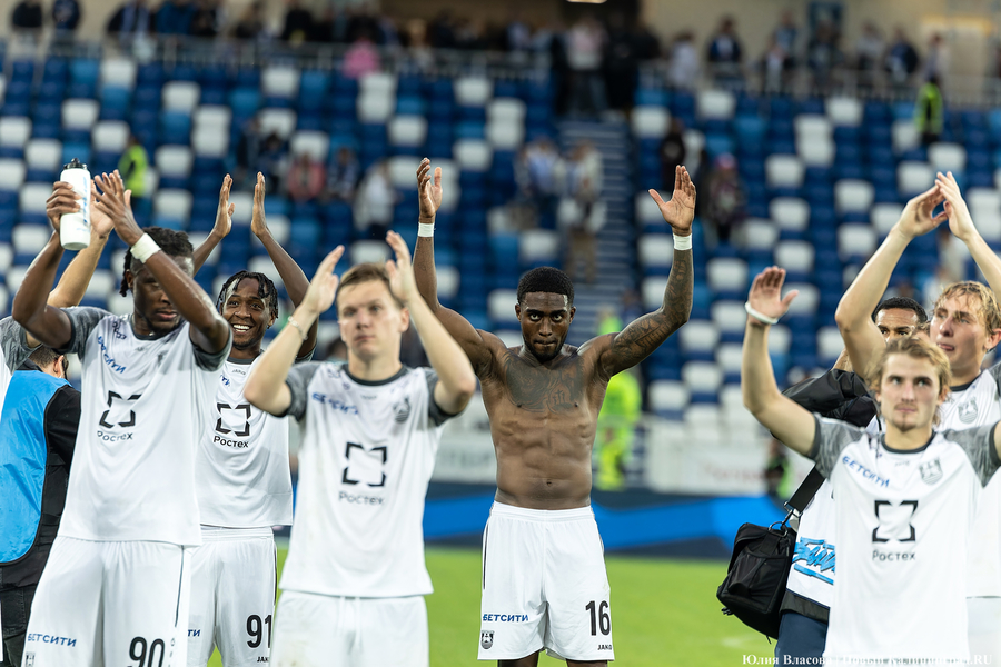 Ничья и второе место в РПЛ: как «Балтика» и «Зенит» сыграли в Калининграде (фото)