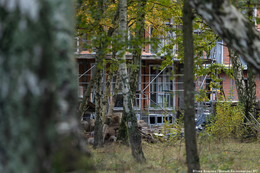 «Стакан» в третьей степени: что происходит на месте отеля «Русь» в Светлогорске (фото)