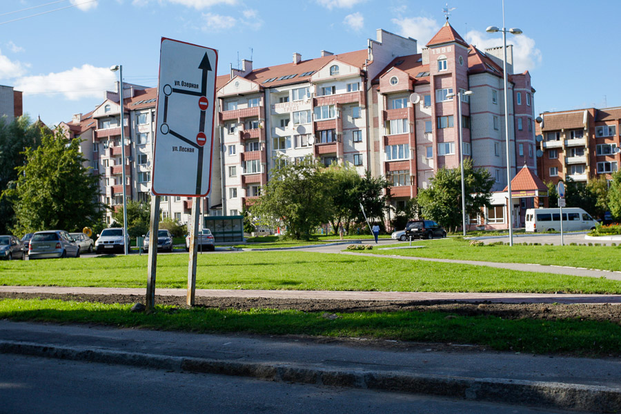 В ожидании конца пробок: ул. Островского открылась после ремонта раньше срока (фото)