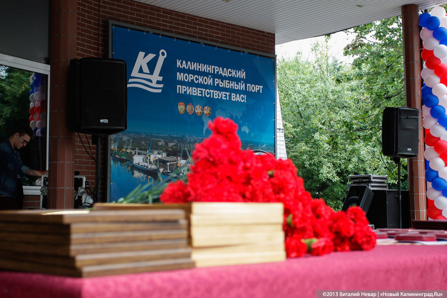 Сын за отцом: министр сельского хозяйства Николай Федоров посетил область