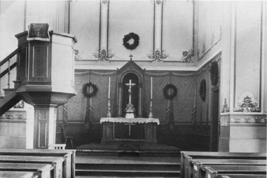 Нам на небо: кирха, построенная по инициативе прусского короля, превратилась в склад химикатов