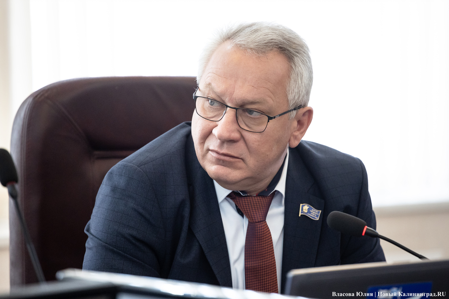 Аминов возмутился из-за пустующего опорника полиции, отремонтированного за его счет