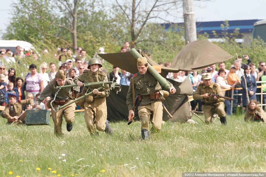 «Ещё одна победа»: фоторепортаж с реконструкции штурма форта №5