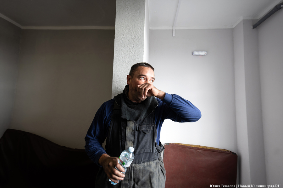 За три минуты на 25-й этаж: у пожарных прошли соревнование по скоростному подъёму (фото)