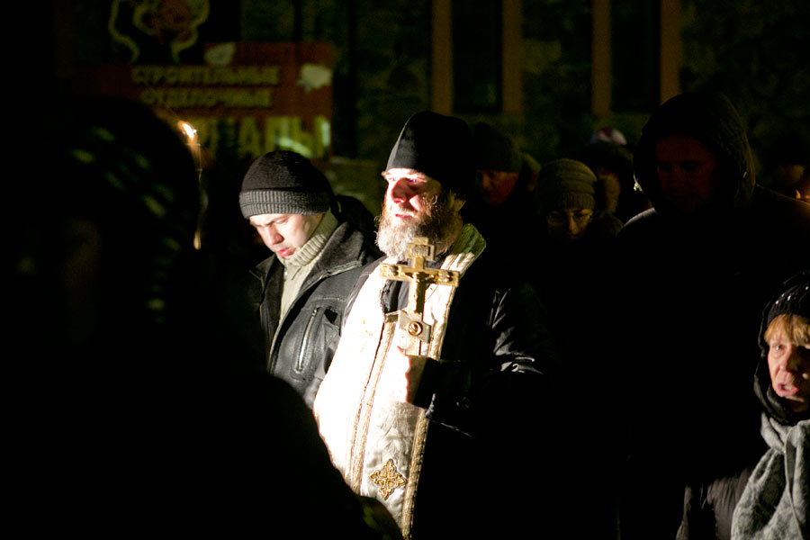 Крещенские купания с губернатором: фоторепортаж из Янтарного 