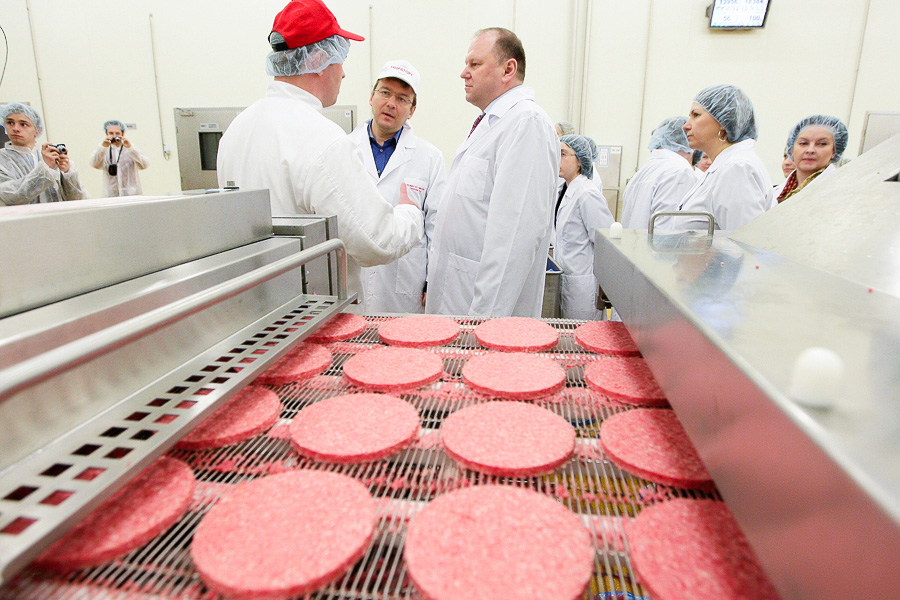 Как делают котлеты для «Макдоналдса»: вторая жизнь горевшей «Конкордии» 