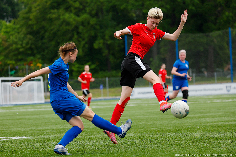 Голкиперка, форвардка: женская «Балтика» дебютировала на Кубке России (фото)
