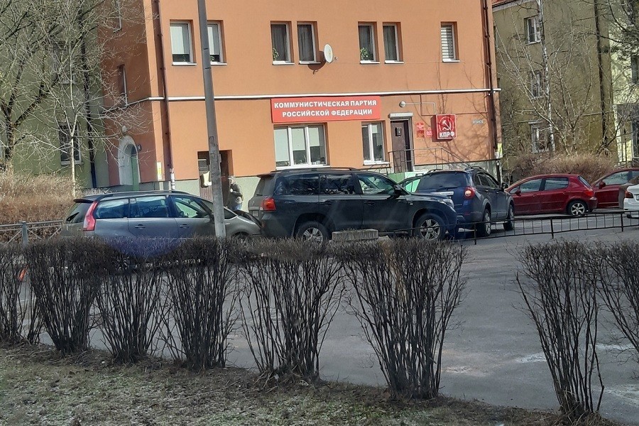 Ул. Кирова полностью заблокирована из-за ДТП (фото)