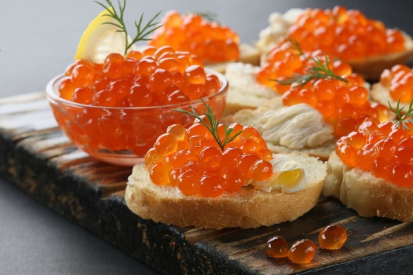 «Икорный Дом»: идеальные подарки к 8 Марта