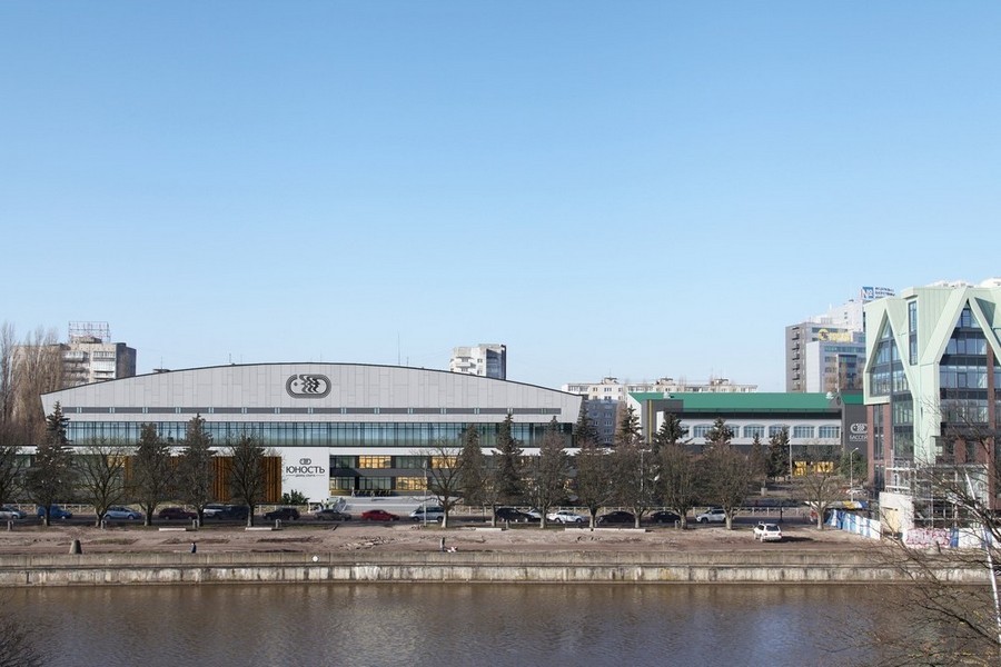 Жюри определило будущий облик спорткомплекса «Юность» в Калининграде (эскизы)