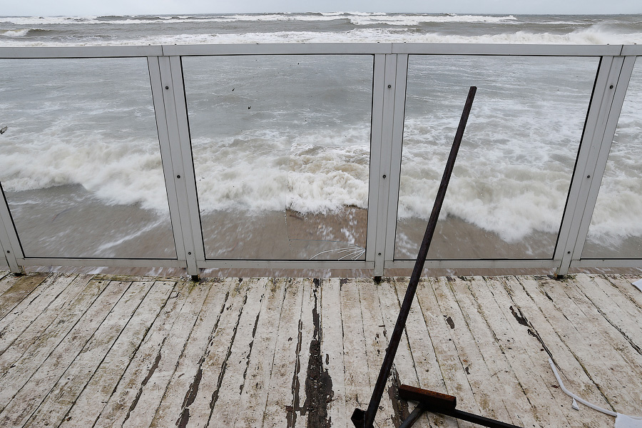 Штормовые селфи: ураган в Светлогорске (фото)