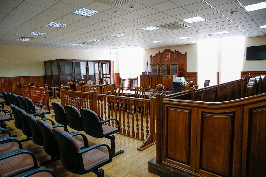 В Зеленоградском районе суд наказал мужчину, вырвавшего два куста конопли 