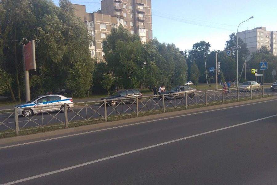 На Гайдара столкнулись «Опель» и «Форд» (фото)
