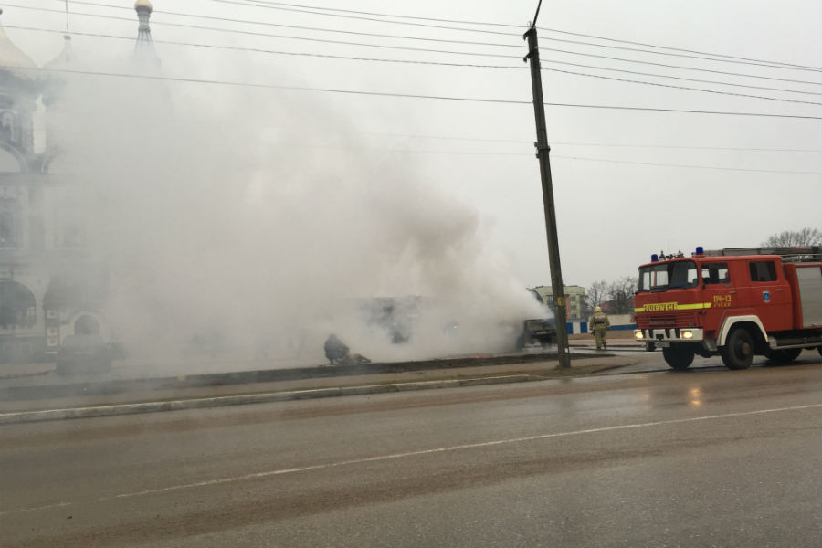 «Силы зла»: что известно про [Роскомнадзор] у храма в Гусеве