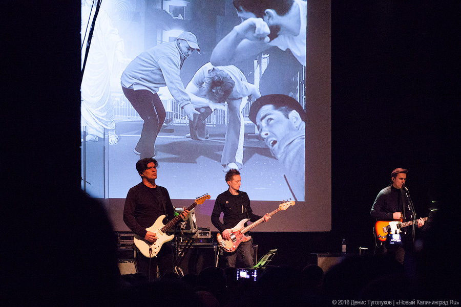 Горе, если не впал в безмолвие:  Вячеслав Бутусов и «Ю-Питер» на «Вагонке»