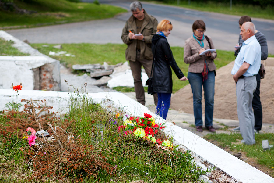 Погода и гуманоиды: почему не все мемориалы области отремонтировали к 9 Мая