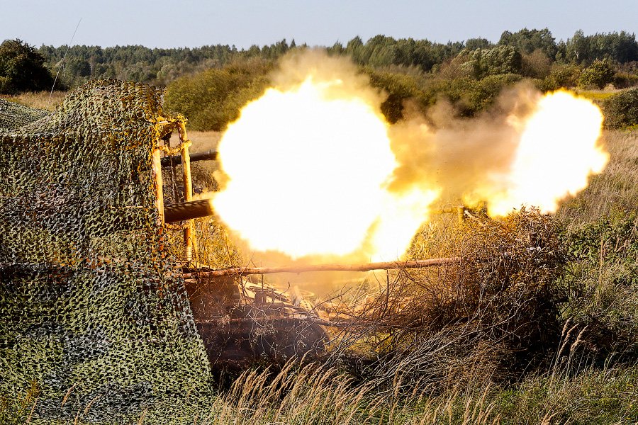 Огнеопасная «Акация»: на полигоне вблизи границы с Литвой прошли учения Балтфлота