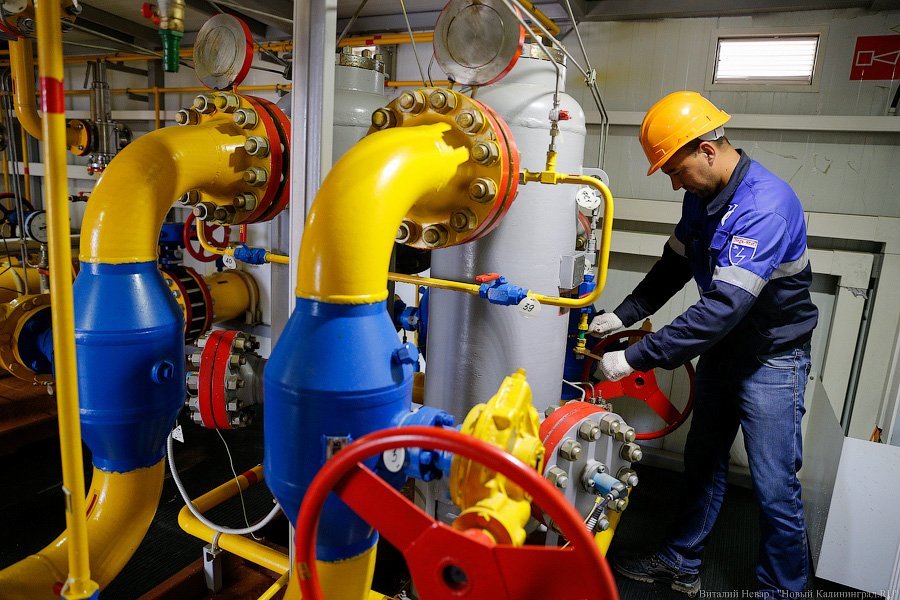 Поцелуй в одно место: как губернатор Цуканов проблемы Черняховска решал