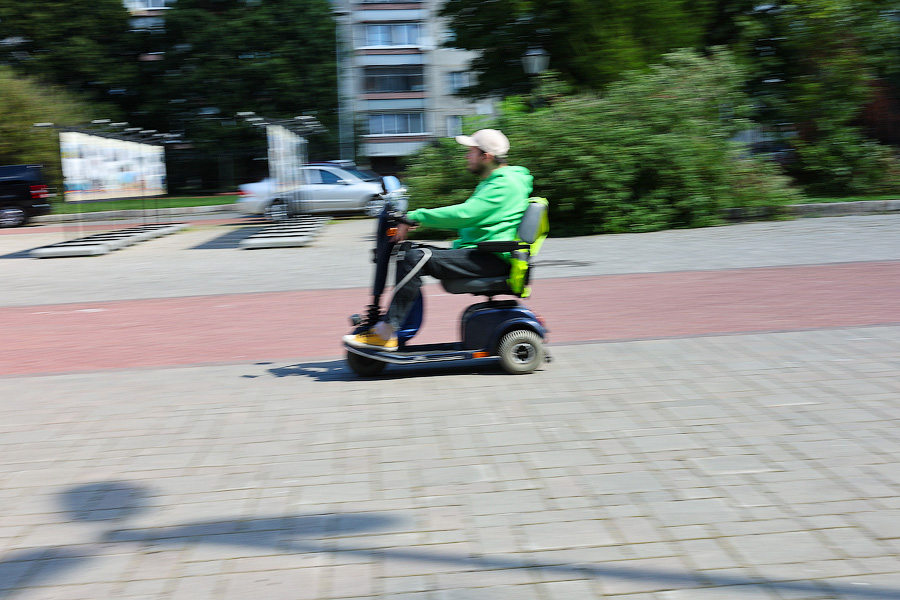 Эксклюзивный проект: в Калининграде появился туравтобус для колясочников (фото)