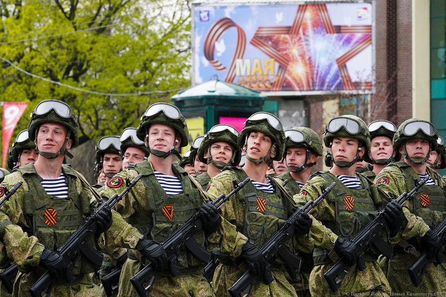 Парад в объективе: фоторепортаж со Дня Победы в Калининграде