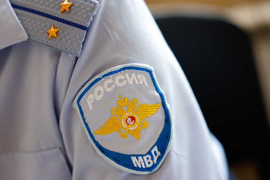 Под Черняховском хозяйка дома грозила заколоть вилами своих квартиросъемщиков