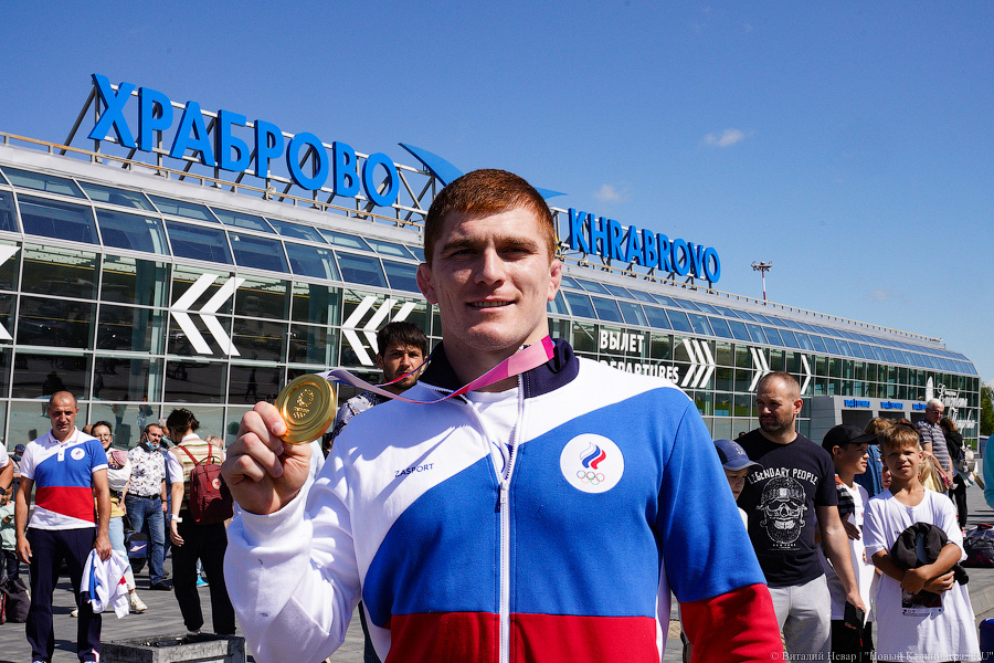 «Калининград приветствует победителя»: как Мусу Евлоева встречали в «Храброво» (фото)