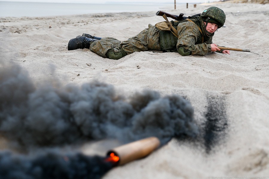 Горыныч и центнер тротила: саперы Балтфлота провели взрывные учения (фото)
