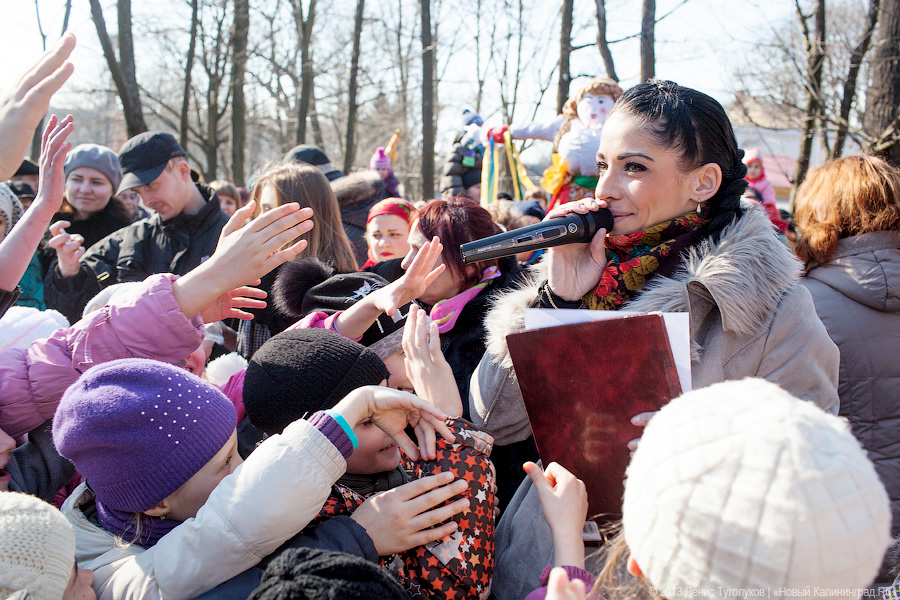 «Блинный бег»: первый городской забег с блинами на Масленицу (+видео)
