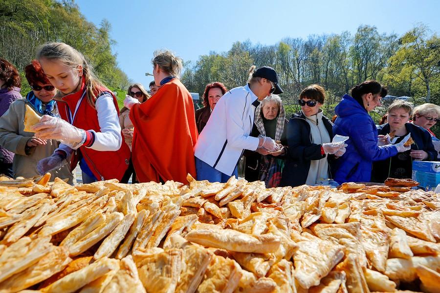 На фестивале «Большая рыба» испекут гигантский бесплатный пирог