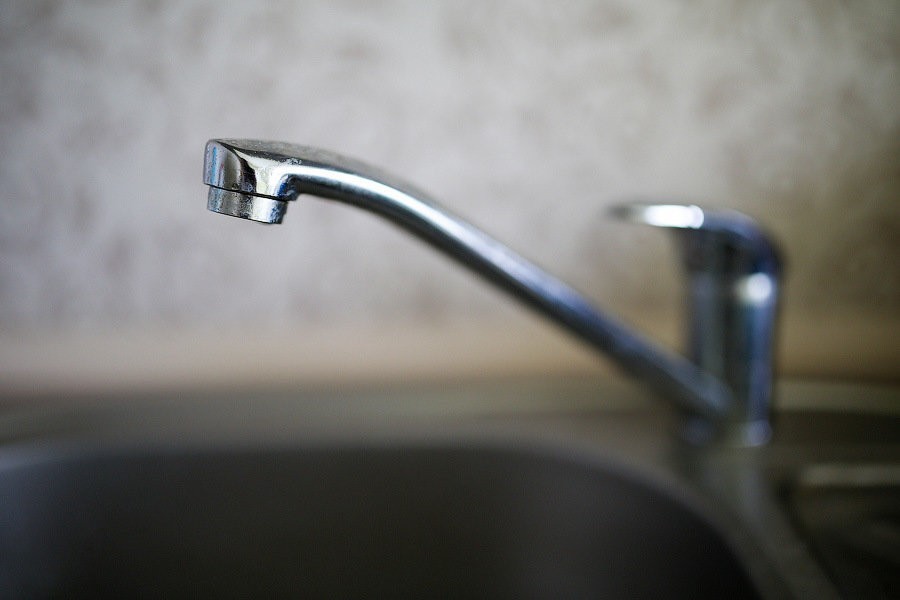 Власти Славска предупреждают о «сложном» прорыве водопровода