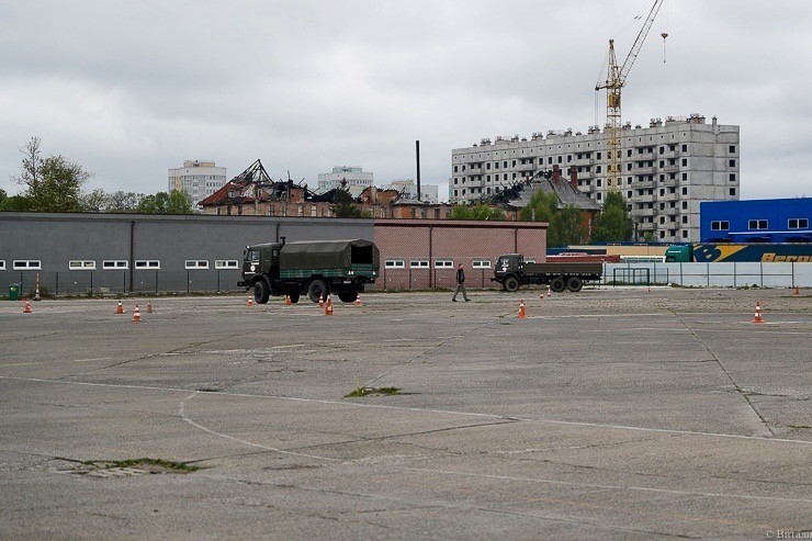 Решено снести: что помешало достроить автодром на Девау