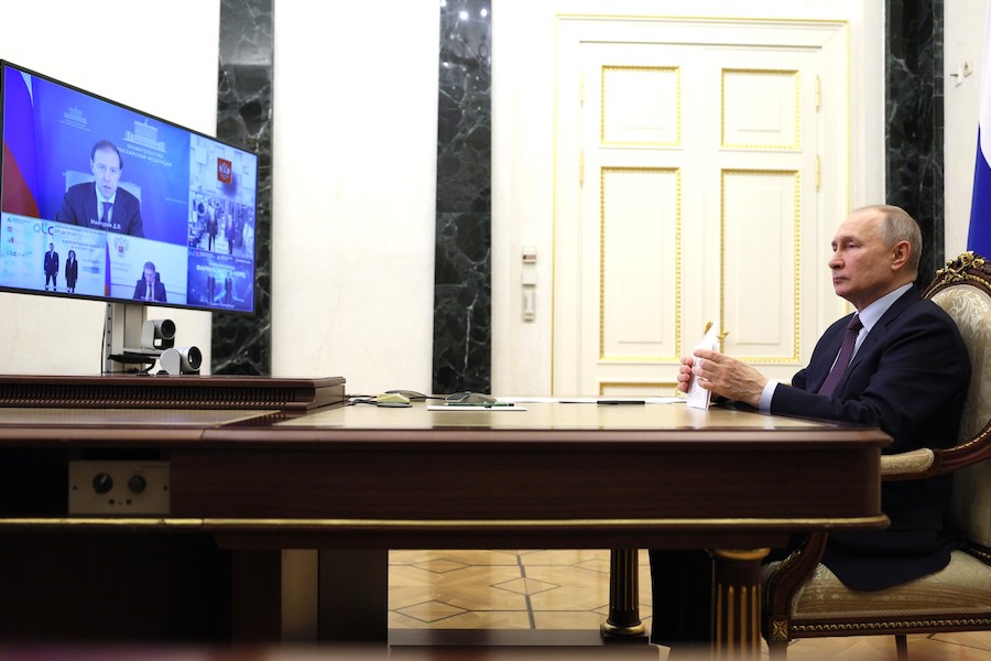 Путин по видеосвязи открыл фармакологический завод в Калининградской области