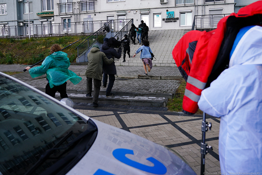 Двойная жизнь: в Калининграде продолжаются съемки сериала «Оффлайн» (фото)