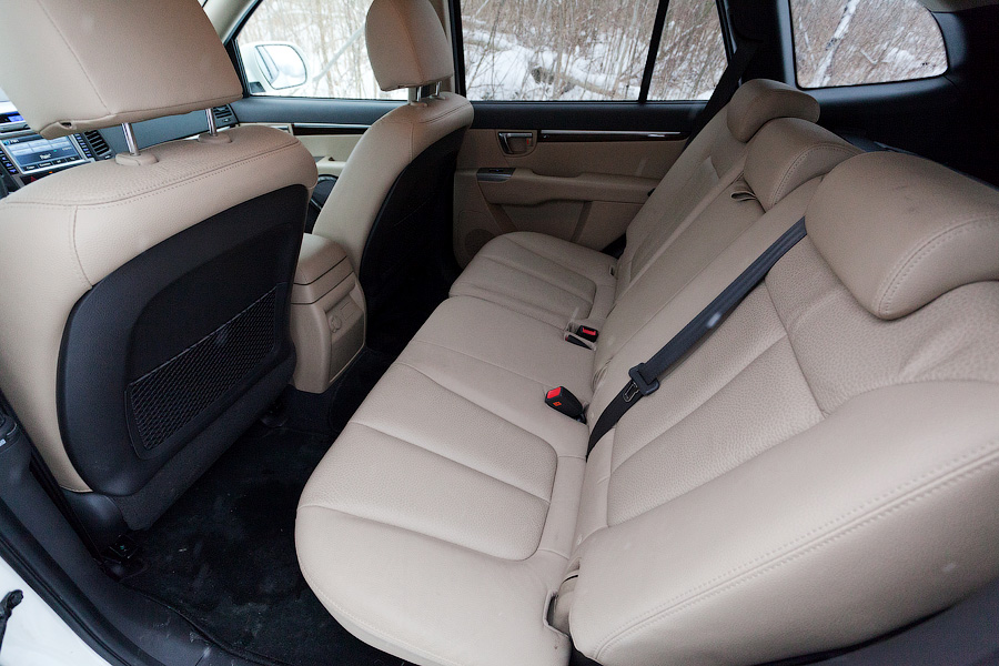 «Нет предела совершенству»: тест-драйв обновленного Hyundai Santa Fe