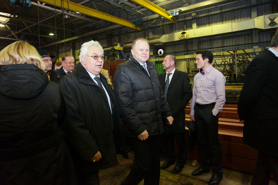 От буровых до стадиона: Николай Цуканов присматривает местных подрядчиков на стройки ЧМ-2018