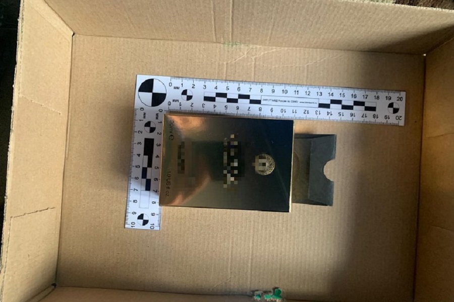 В Калининграде грузчика сортировочного центра задержали за кражу посылок