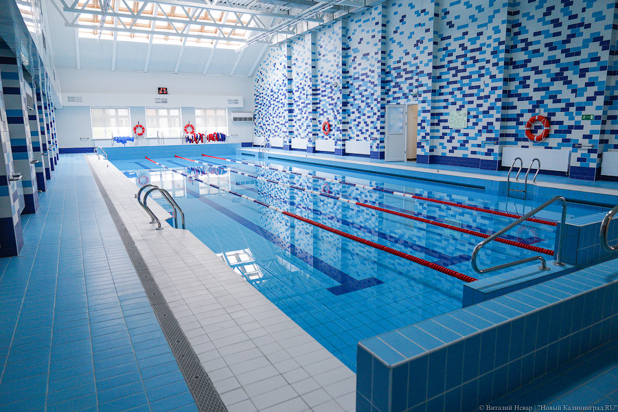 Серьёзное дело: как прошла первая линейка в самой новой школе Калининграда