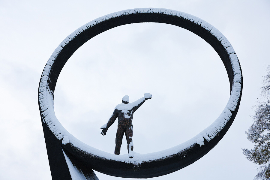 Хаос под белым покрывалом: как выглядит утонувший в снегу Калининград (фото)