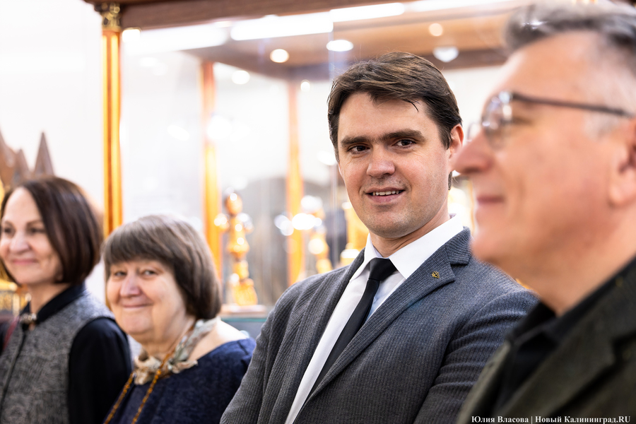 «За крепостной стеной»: Музей янтаря открыл экспозицию в пороховом погребе (фото)