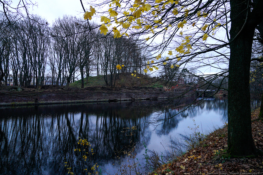 «Не можем делать один в один»: как реставрируют эскарповую стену Фридландских ворот