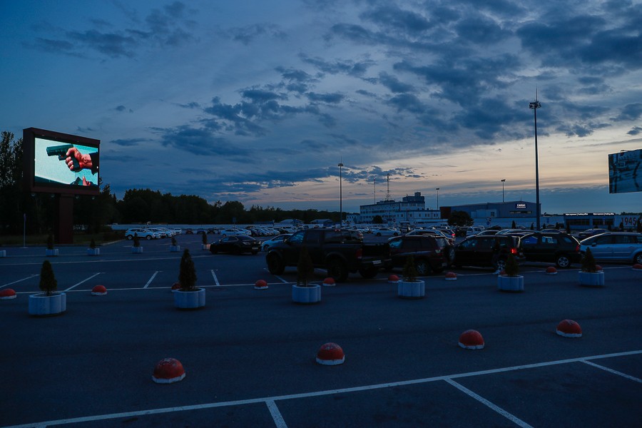 В «Храброво» открылся автомобильный кинотеатр (фото)