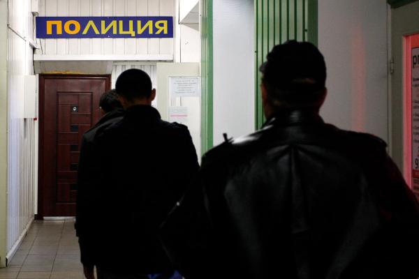В Полесске наказали иностранца за взятку участковому  